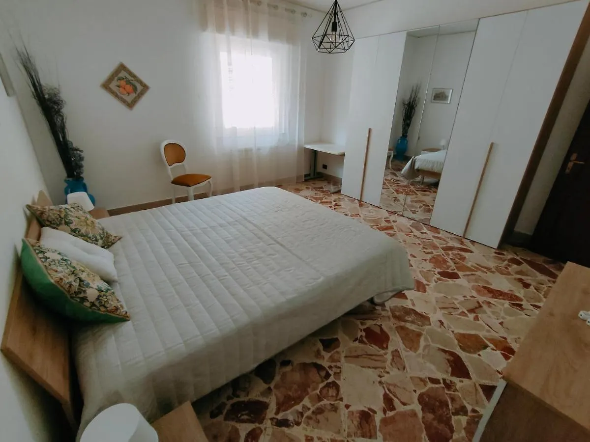 Casa Vacanza La Sicula Palermo Appartamento